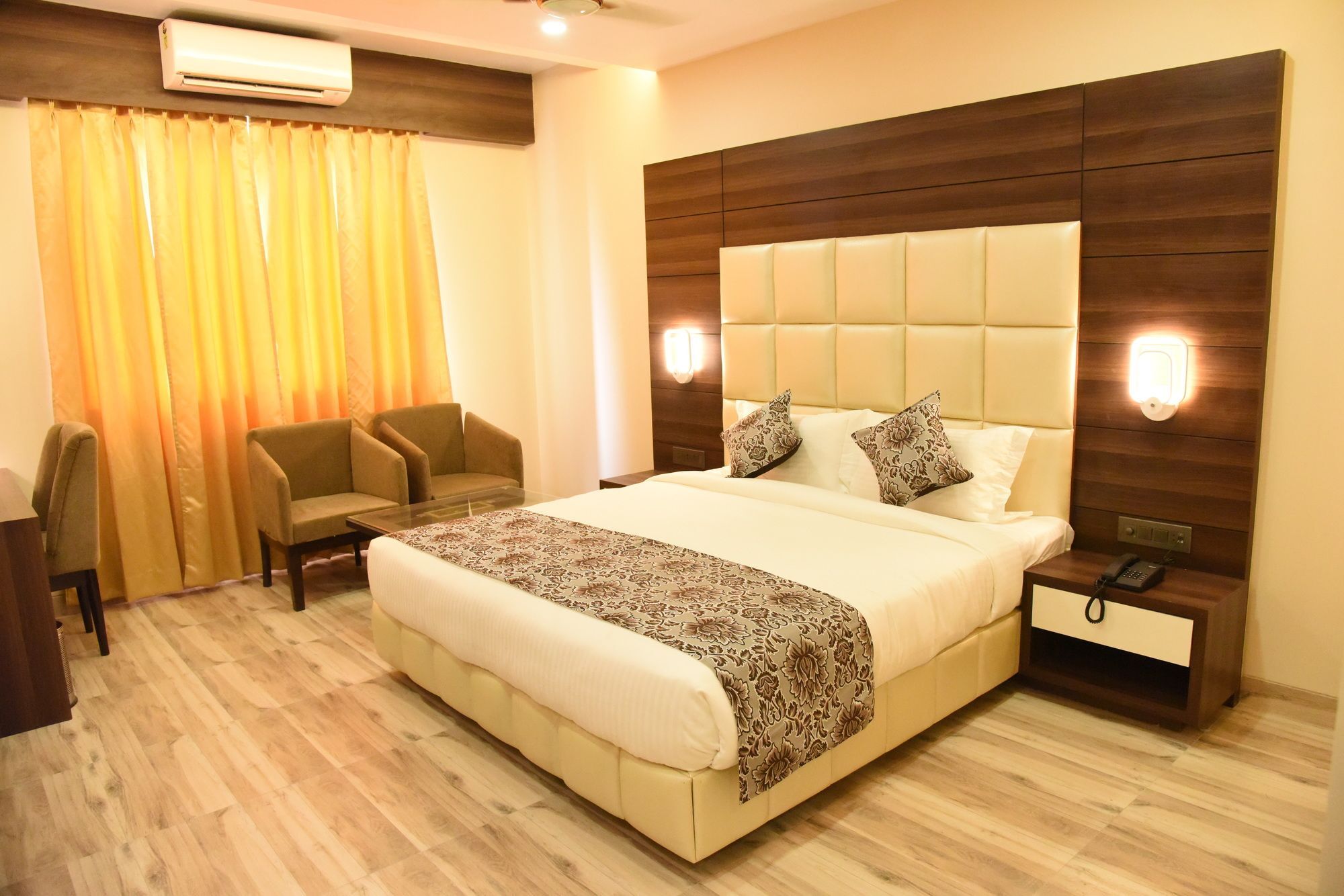 Moments Hotel Lucknow Eksteriør billede