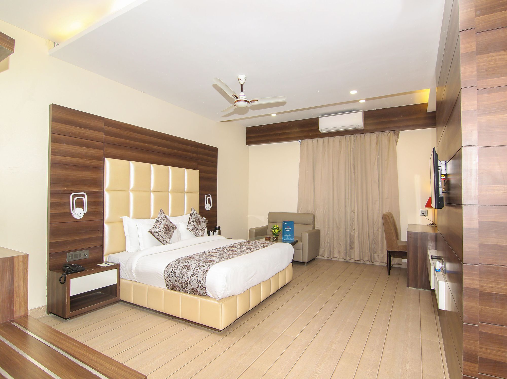 Moments Hotel Lucknow Eksteriør billede
